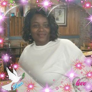 Meet your Posher, Mae